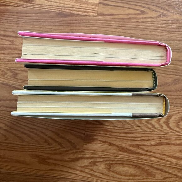 Tori Spelling Hardback Books - sTori Telling, Mommywood and Uncharted Territori - Picture 5 of 7